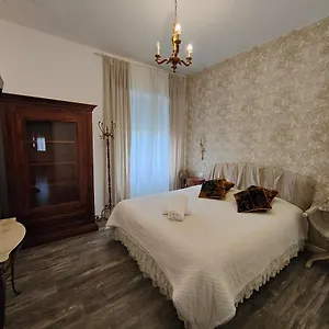 Romeo & Juliet Non-hotel Guest house