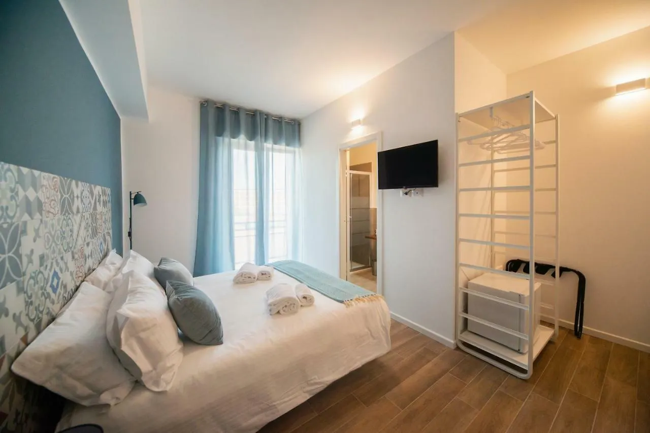 Hotel Casa Stazione Verona 2*,  Italia